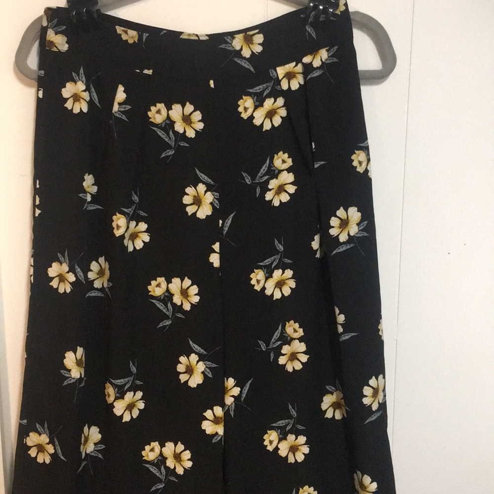 Wide Leg Trousers